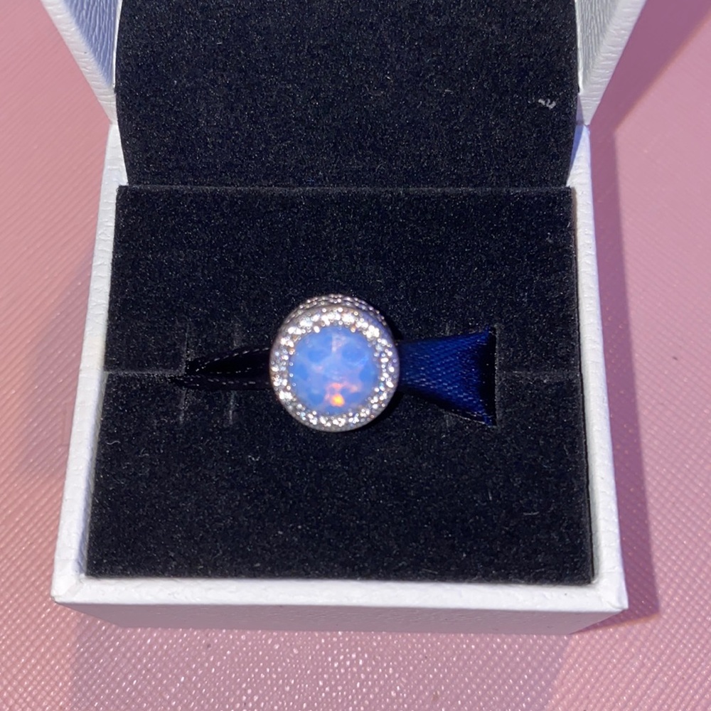 Pandora Radiant Hearts Opalescent Charm